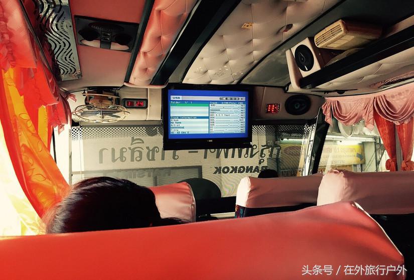 不去普罗旺斯和柬埔寨,千元飞到泰国看最美向日葵田和高棉遗址