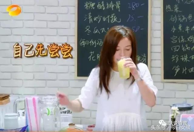 她们都是在1998年大红大紫，汪峰却独赞她的演技，你服吗？