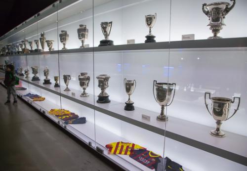 世界上最出名的十大足球场,世界十大足球场排行榜