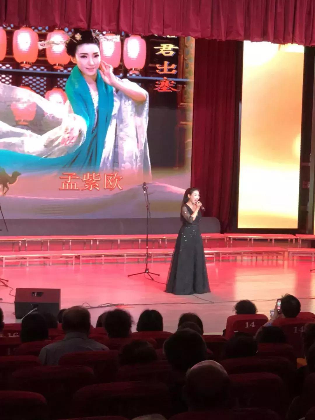 这个“十一”群艺馆是用心的,不知道你们动心没?闪回一轮!