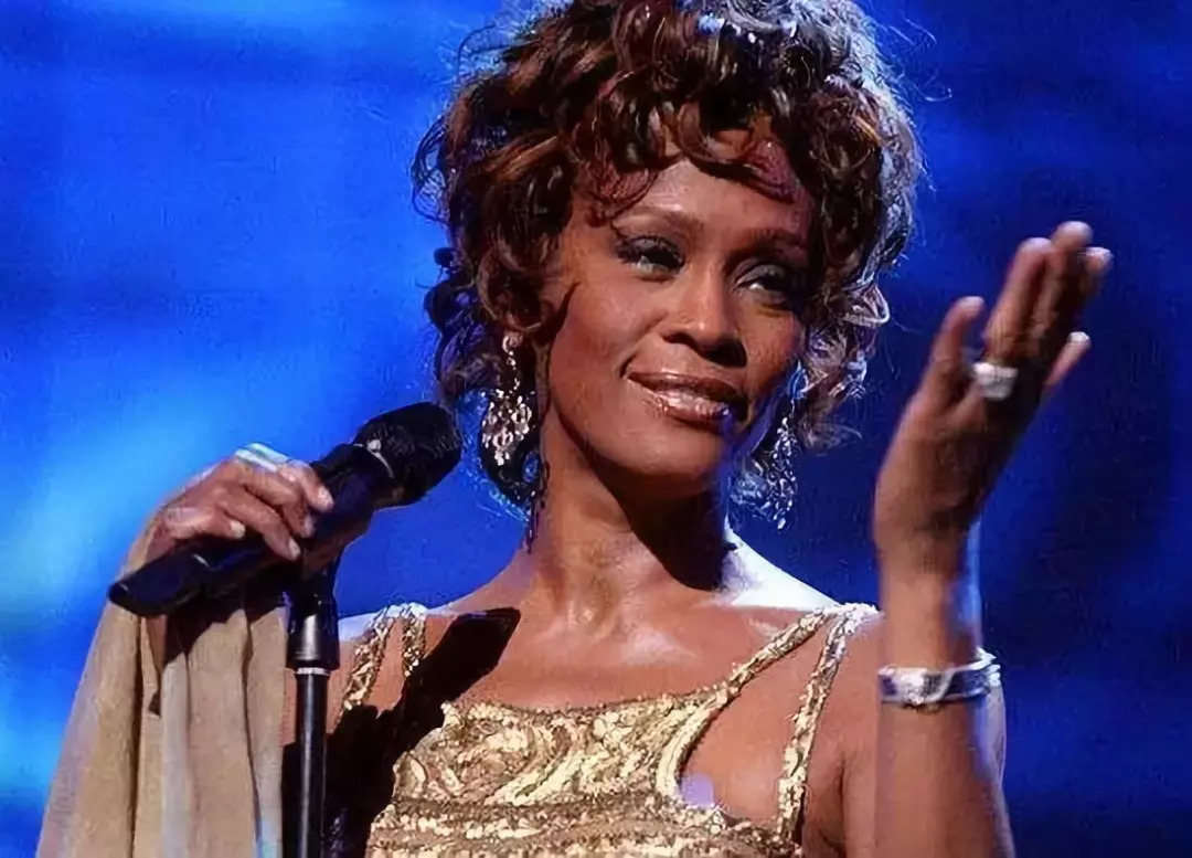 十首经典每一首都能感动世界,十首感动到哭的歌曲