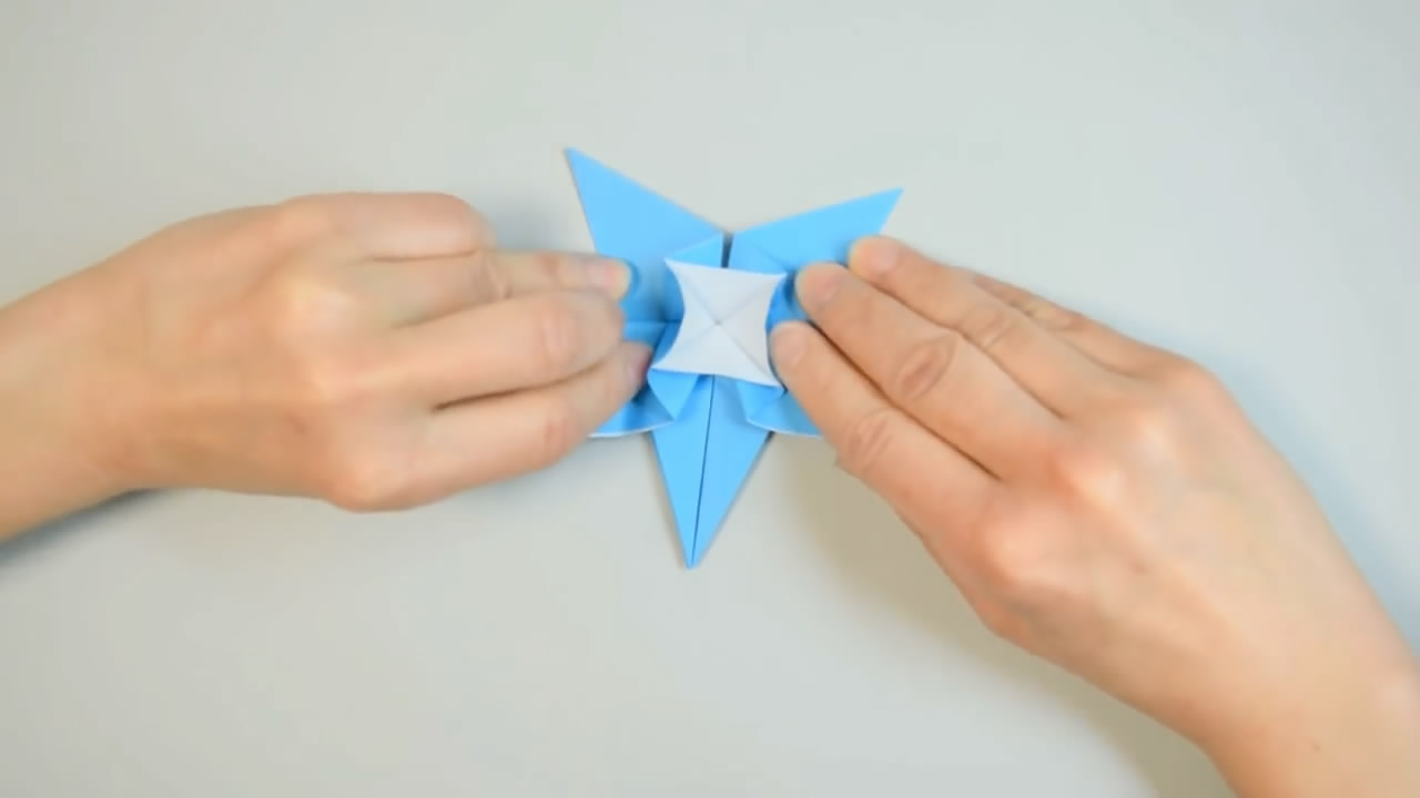 五角星折纸最简单的方法,小五角星折纸最简单教程