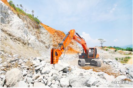 斗山dx230-9c和dx220-9c区别,斗山dx220-9c配什么液压泵调节器