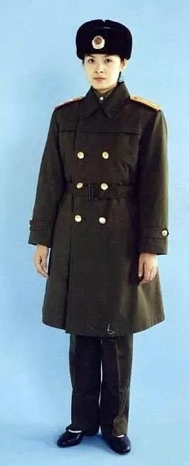 中国各种军衔的军装,60年代军衔制军装