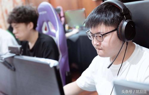 lck被lpl支配的恐惧,lck和lpl操作