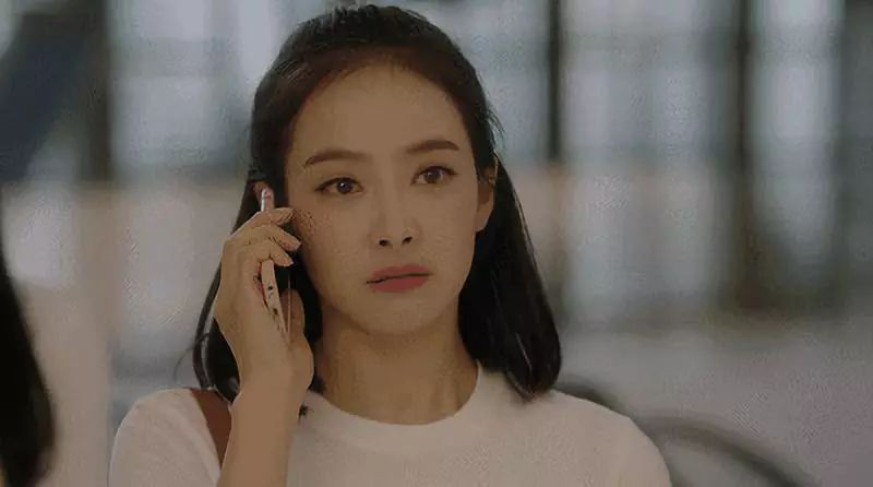 杨幂发际线后移造型,杨幂发际线后移现状