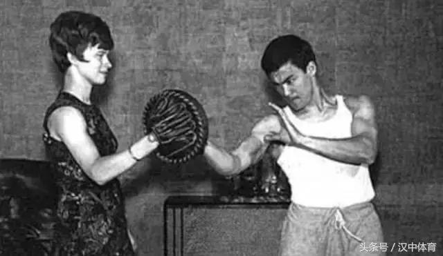 贝克汉姆李连杰,贝克汉姆那年代都有哪些厉害球员