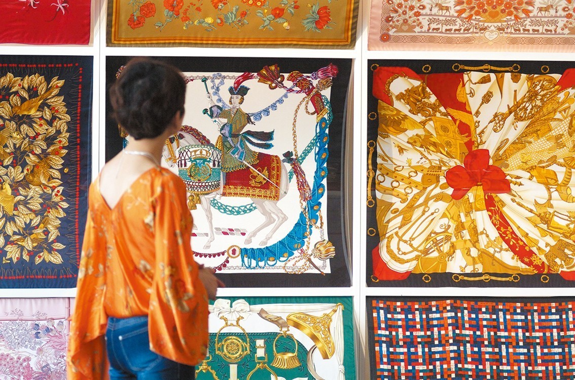 hermes爱马仕丝巾价格,爱马仕丝巾灵感来自哪里