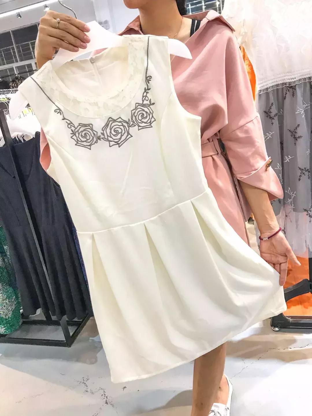番禺区哪里有卖衣服的店,番禺区卖衣服的步行街