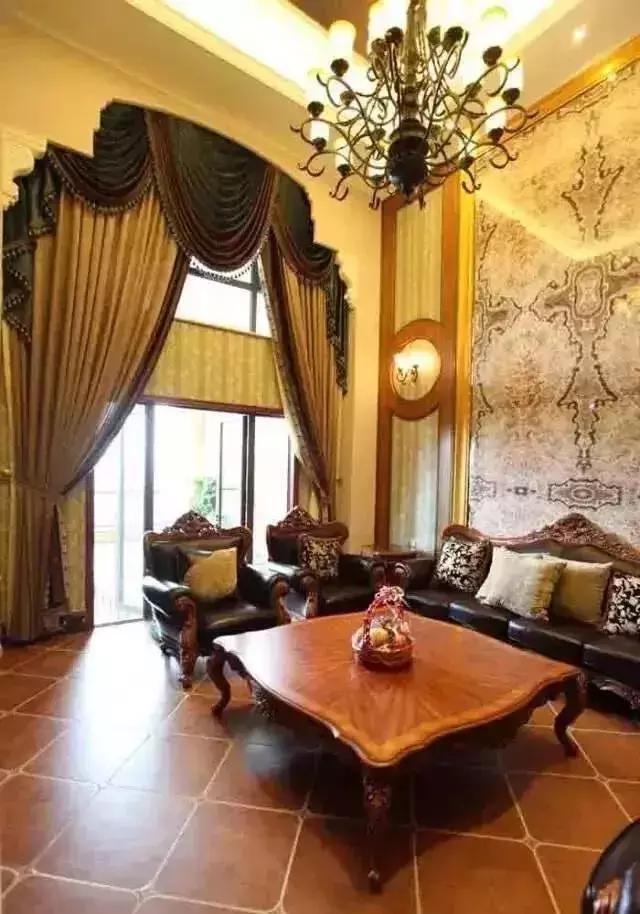 半圆弧窗幔窗帘效果图,别墅窗纱幔头效果图