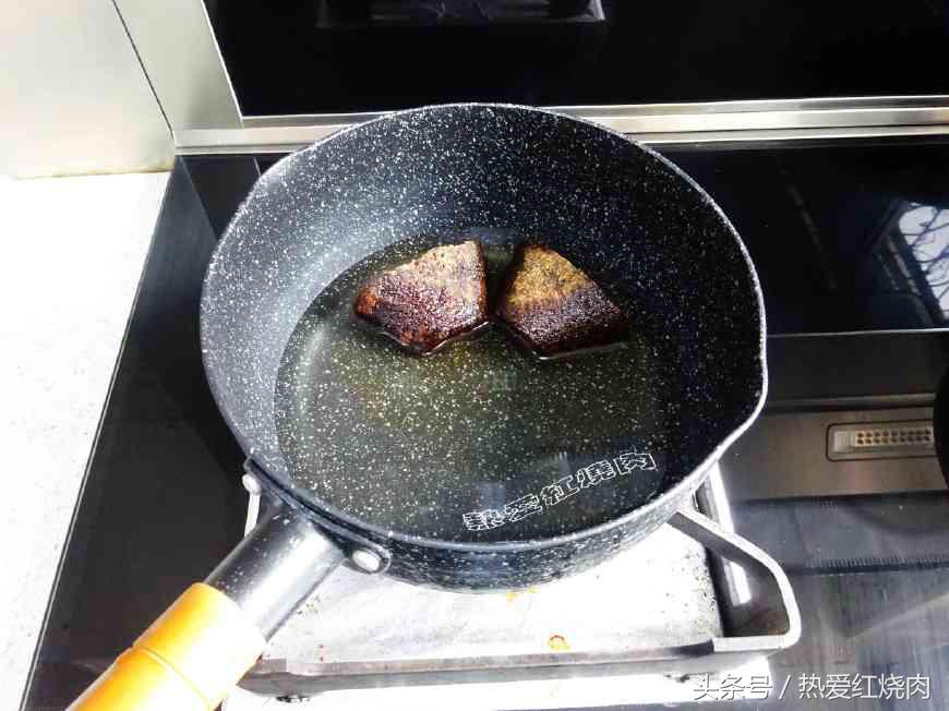 发糕松软香甜不粘牙的秘诀,为什么做起来的发糕不回弹