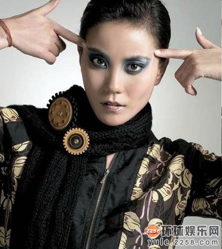 杨钰莹和伊能静谁看起来年轻,杨钰莹刘亦菲声音很像