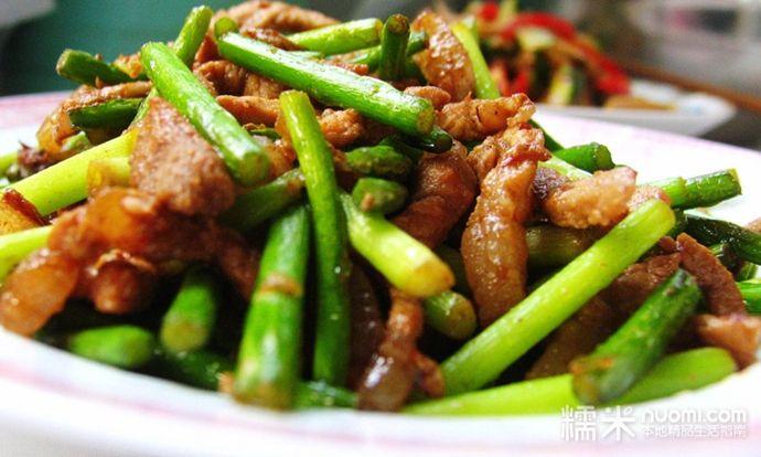 郑州哪家烩面吃着最带劲，医学院“杀人”烩面背后隐藏什么故事？