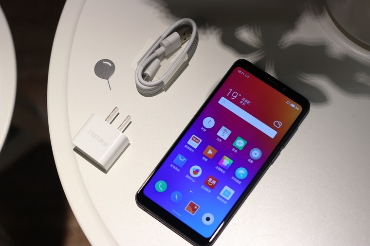 魅族v8评测李楠,魅族v8测评王者荣耀