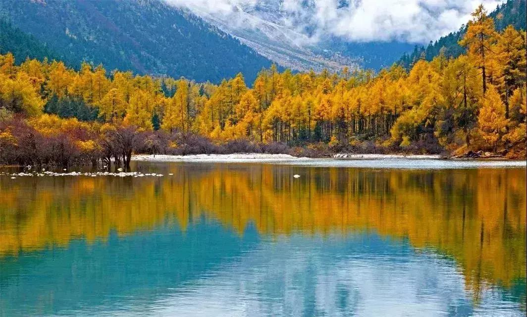 10月新低！广州出发机票仅180块！坐飞机玩转抖音最火网红地