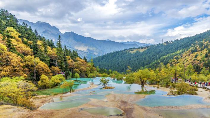 九寨和黄龙旅行,九寨黄龙峨眉乐山