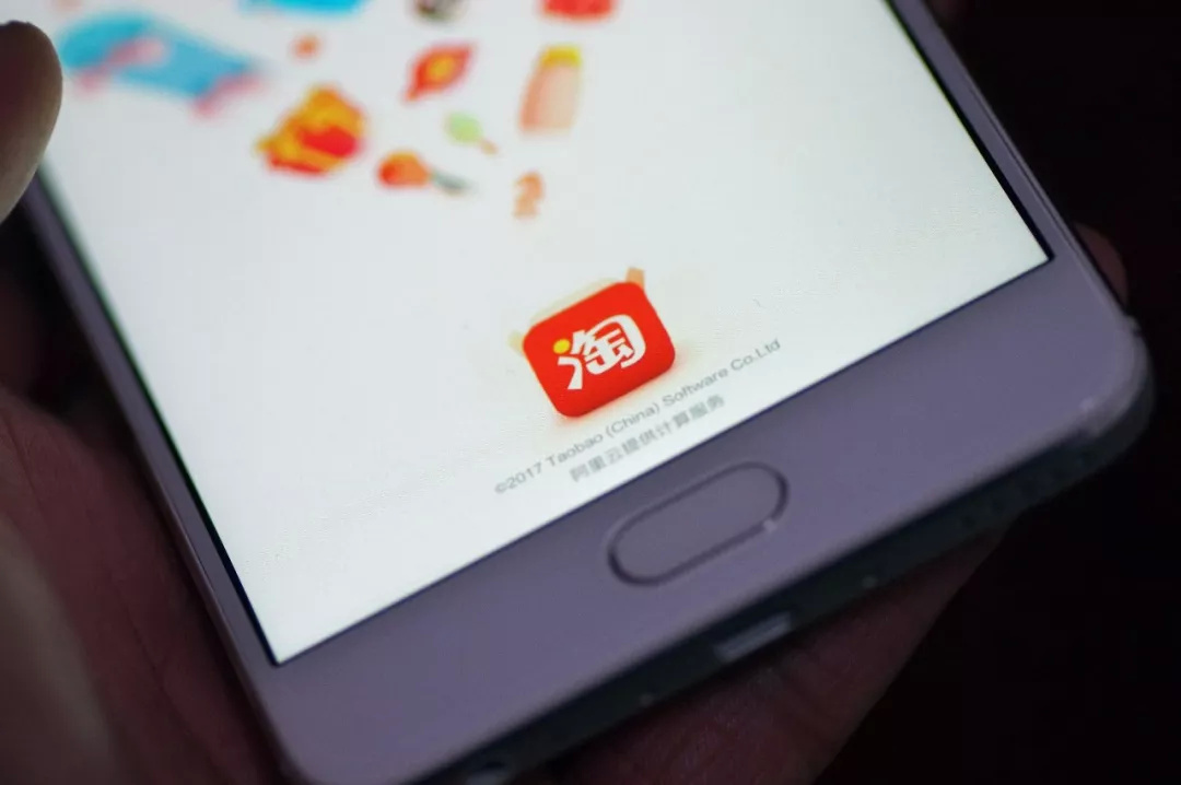 花500块钱买双假鞋,花3000块买了杂牌鞋