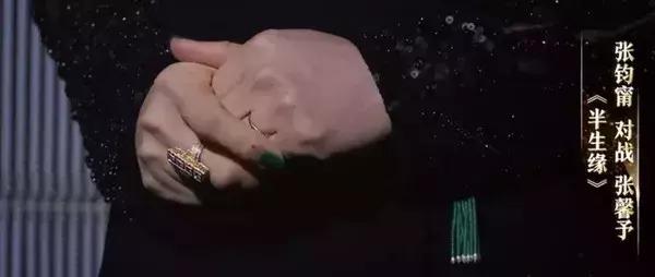 气质气场兼具的章子怡最喜欢用的口红色号！