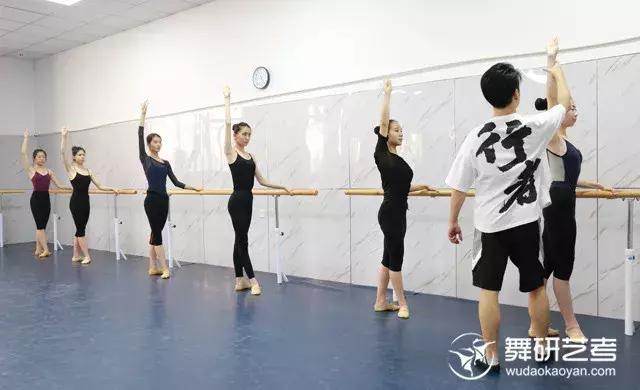 舞蹈干货基本功倒立,舞蹈基本功干货