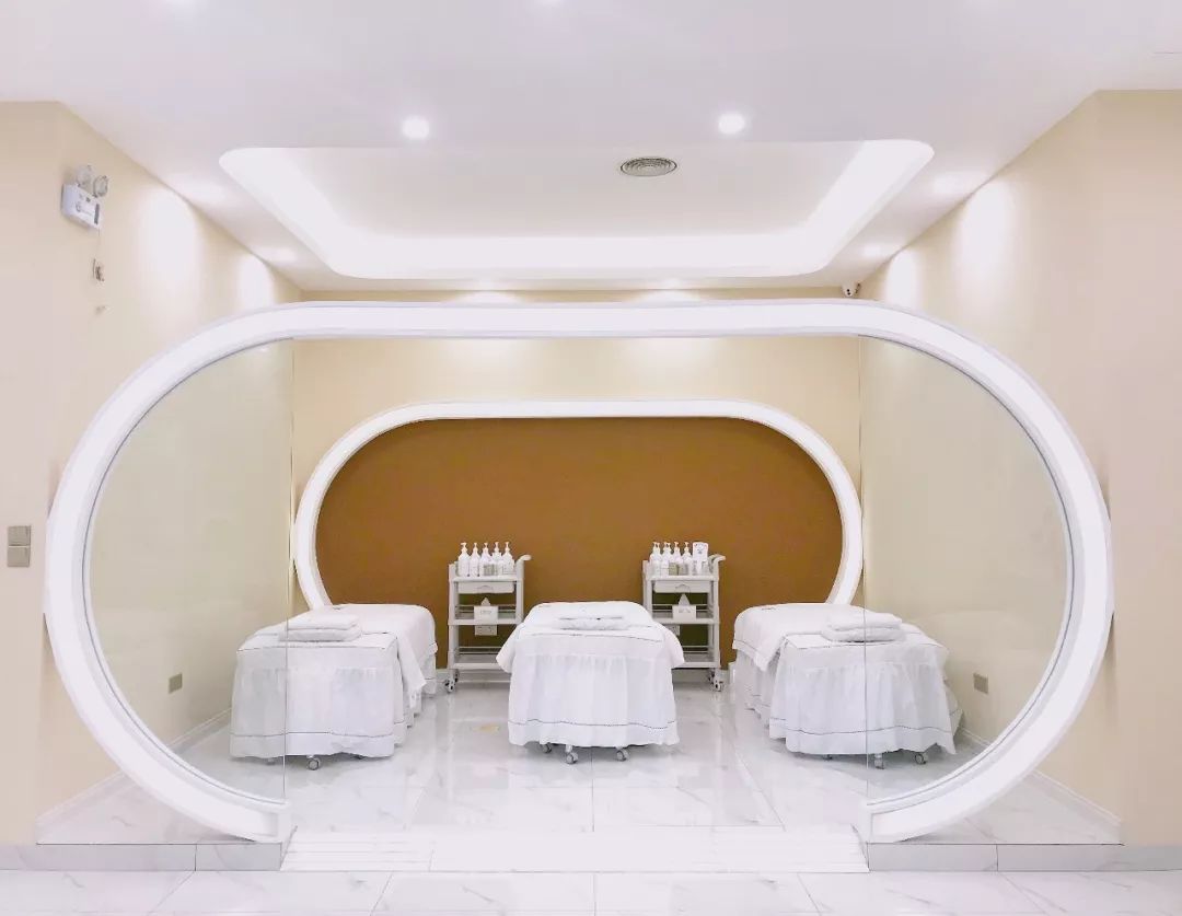 从美业小白到全国连锁,从一家100平小店到连锁再到品牌