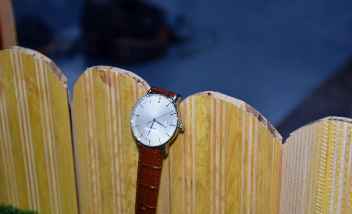 小米有品轻派双显电子表按键失灵,小米有品轻派户外双显手表