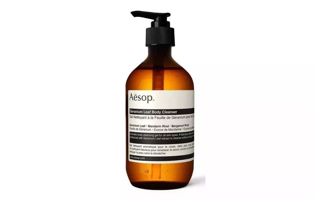 如何根据肤质正确挑选沐浴露,什么牌子的沐浴露洗了皮肤不干燥