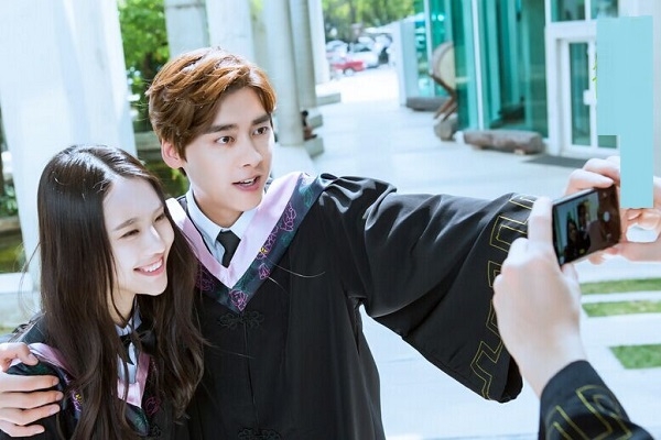 李易峰为什么能演百里屠苏,李易峰饰演百里屠苏图片