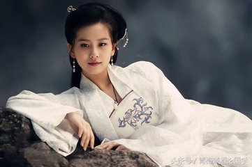 描写女子美貌的词汇大全简书,女子漂亮有才能的句子