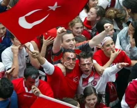 世界十大球场排名榜,世界上最好看的世界杯足球场排名