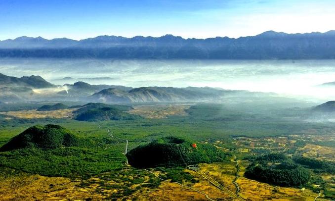 看火山泡温泉：北回归线上四季如春的腾冲特有的温暖