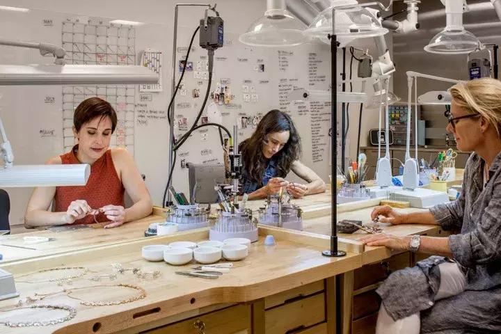 美女总裁时尚珠宝品牌KendraScott奥斯汀总部办公设计欣赏