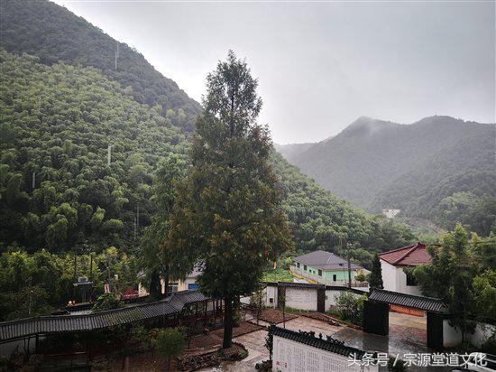 大山深处的云隐往世今生愿与你结伴而行