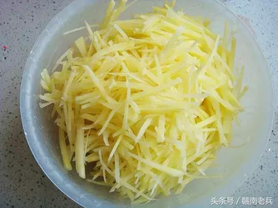 切土豆丝前细后粗,教你一招切土豆丝切得又细又快