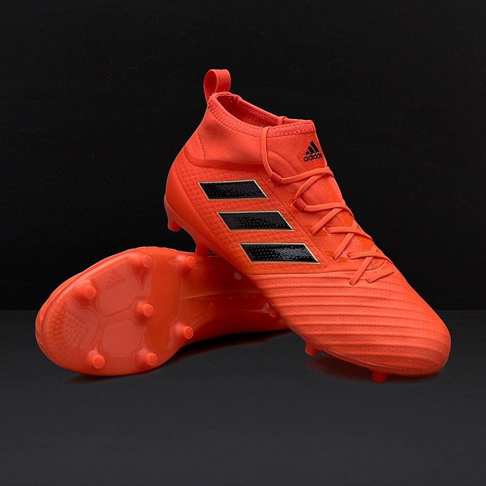 足球鞋鞋底都分为哪几样,足球鞋知识介绍