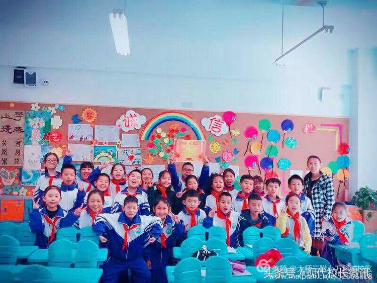 春风化雨润物细无声——太师三附小万科校区班级文化布置评比