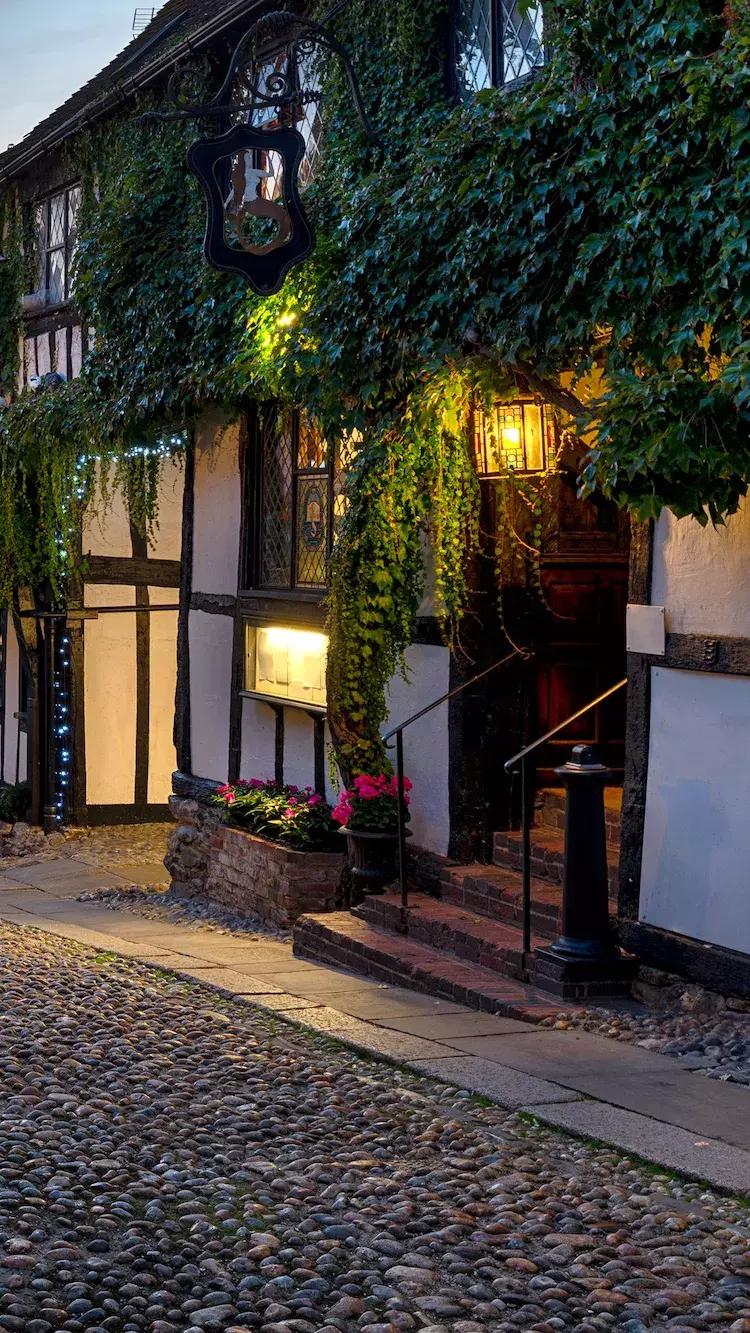 老年人学唱歌课堂,老年人学唱歌的教程