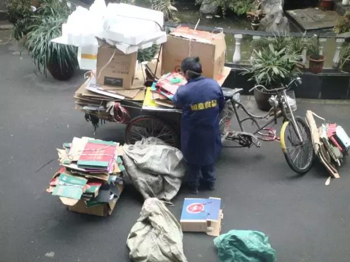 废泡沫回收加工成颗粒利润多少,废旧塑料泡沫多少钱一斤