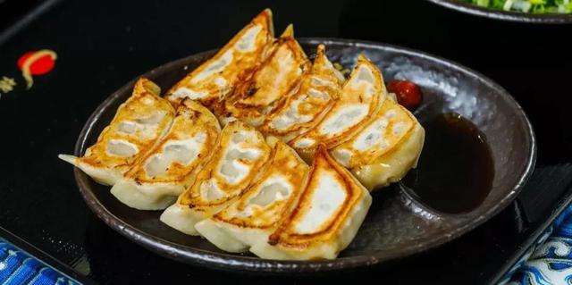 在日本排队吃拉面,天津排名前三的拉面