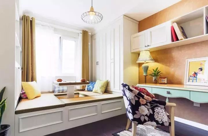 小户型榻榻米书桌衣柜一体轻奢,小户型书桌柜一体