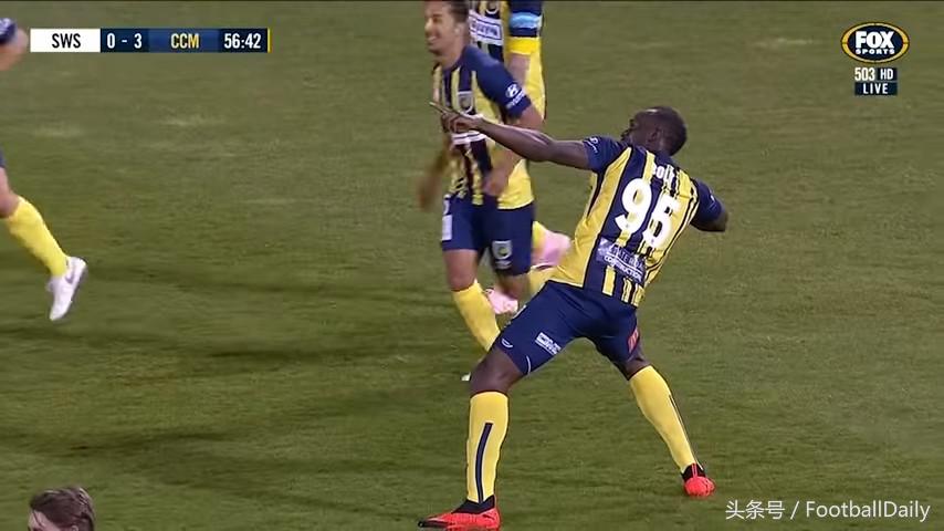 跟博尔特练爆发力,和博尔特运球赛跑