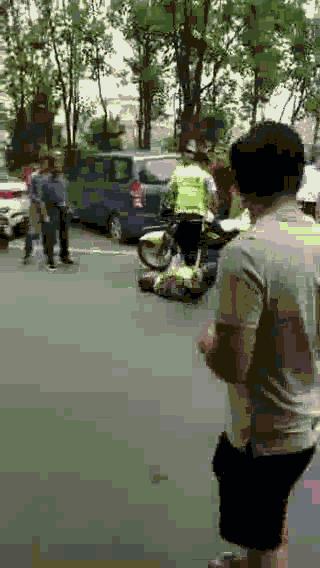 女生遭遇性侵这样做,不仅仅是安全,还能很轻松的制服*狼色**