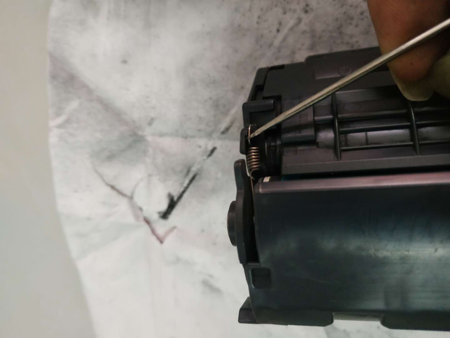 hp激光打印机加碳粉,打印机加碳粉视频教程