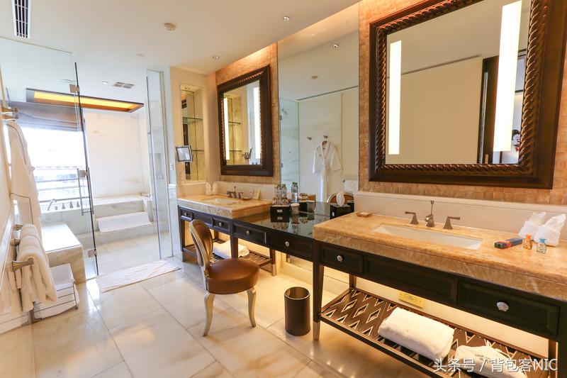 三亚亚龙湾瑞吉酒店亲子套房,三亚亚龙湾瑞吉酒店推荐