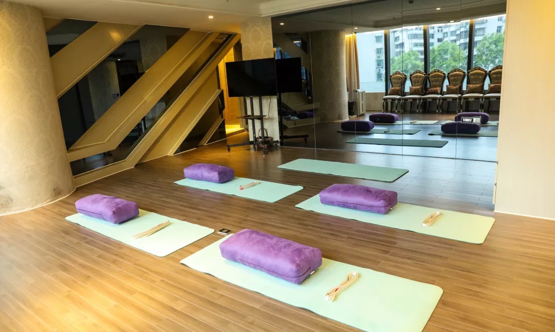 台湾妈妈坐月子,台湾女星待产期一直躺在床上