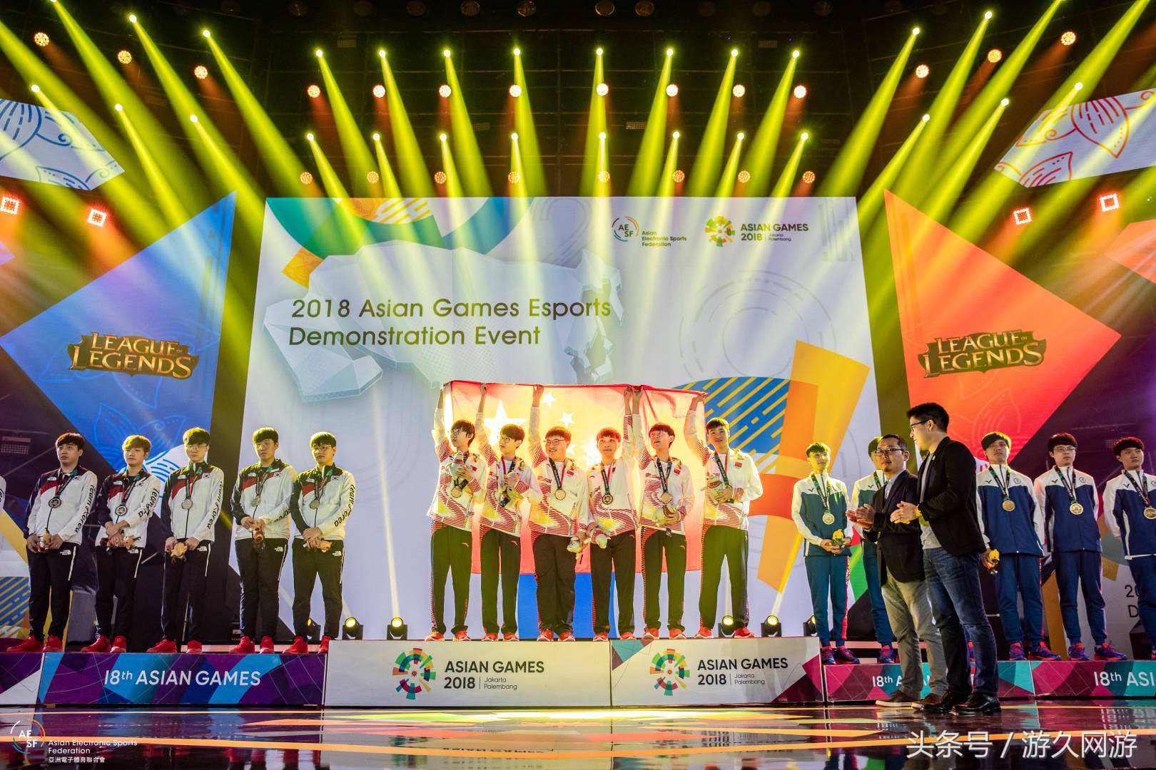 看到LMS的哀鸿遍野,不禁想起S5时期的LPL,那是希望破灭的感觉