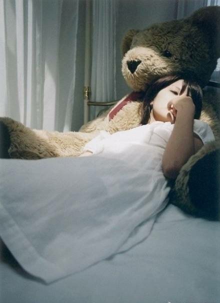 真正抑郁的人都在假装快乐,抑郁的人都在装快乐