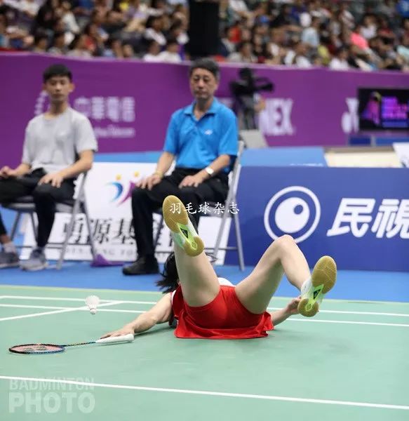 反手高远球动作不规范，容易引发肩伤，国羽队医的建议是这些