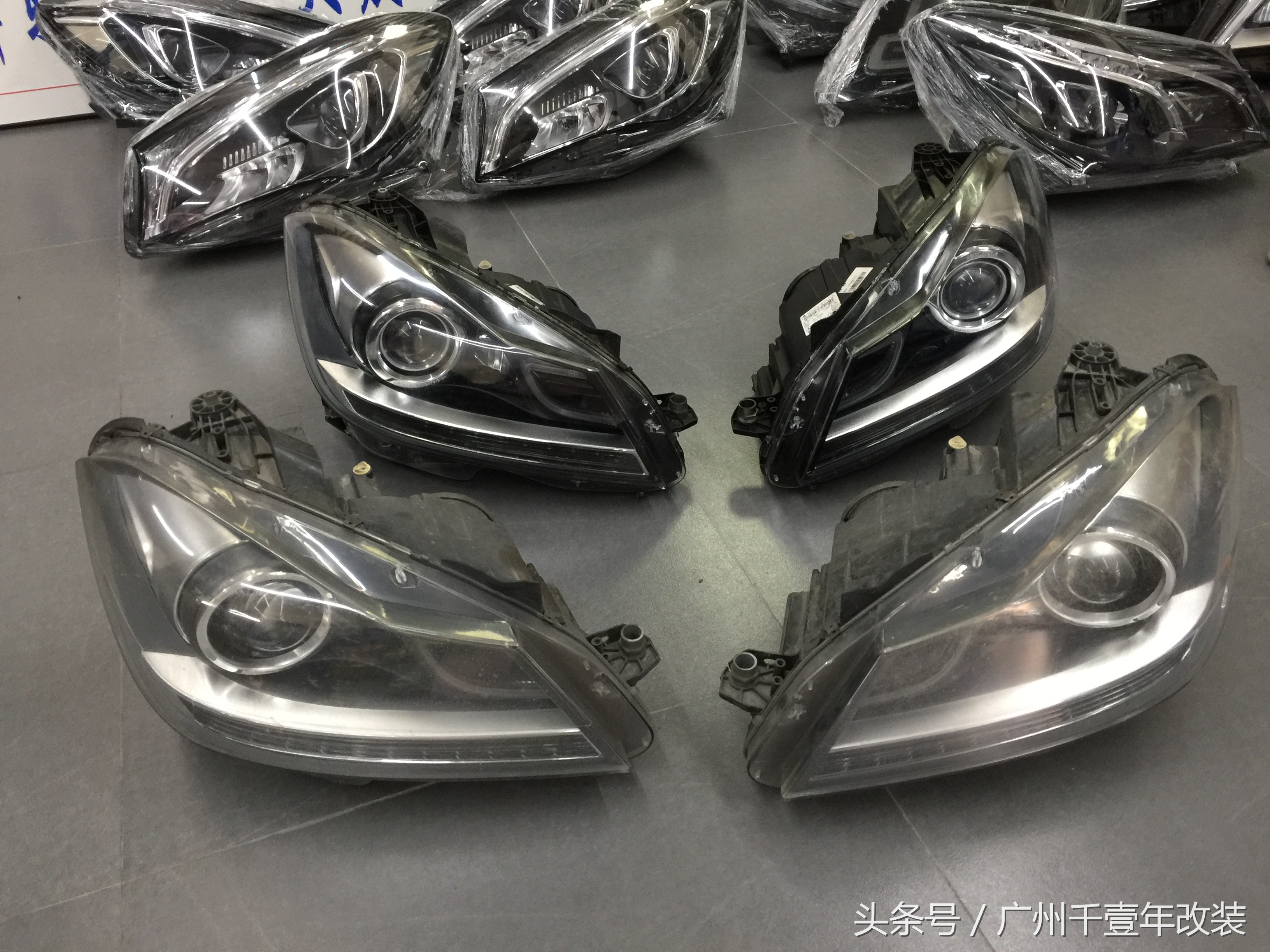 奔驰c级w204尾灯改装,奔驰c级w204右前大灯全部不亮