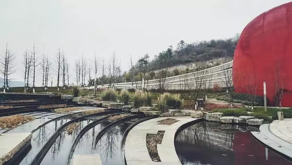 南京汤山温泉天气,汤山风景区秋天