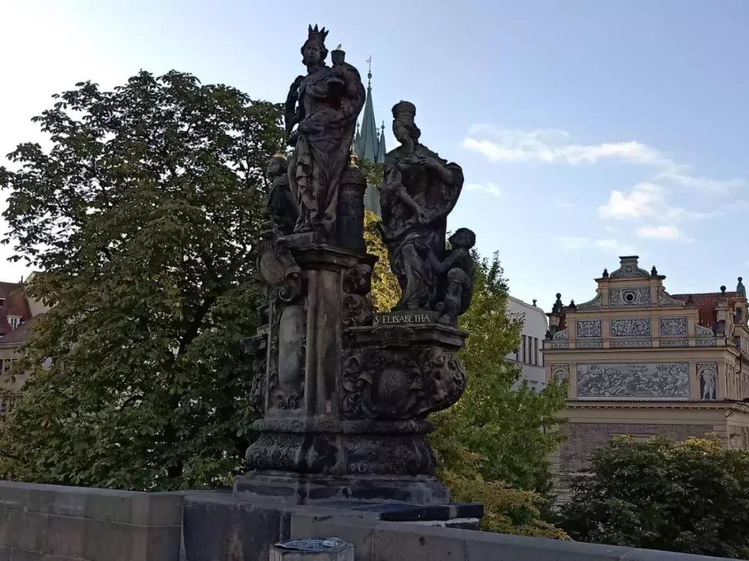 包工头签订专业分包合法嘛,劳务公司和包工头签订分包合同